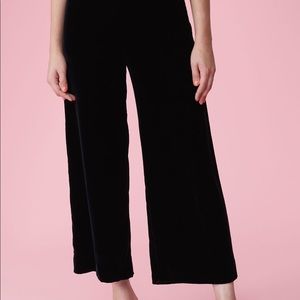 Wide Leg Pants in Black
